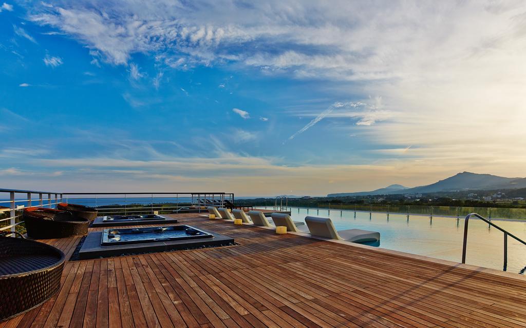 Kensington Jeju Hotel Ngoại thất bức ảnh The Sky Bar