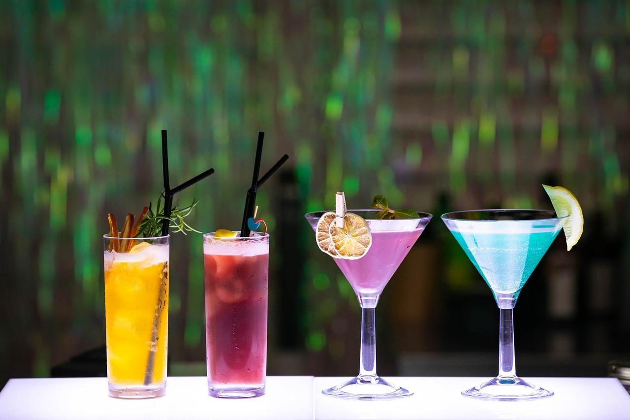 Kensington Jeju Hotel Ngoại thất bức ảnh A selection of cocktails