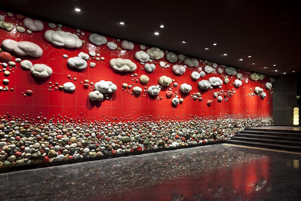 Kensington Jeju Hotel Ngoại thất bức ảnh The wall of the main hall
